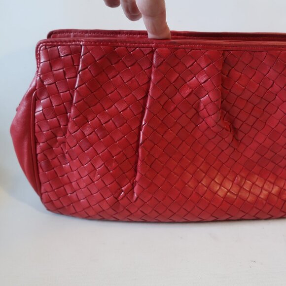 Womens Bottega Veneta Red Intrecciato Leather Clutch Handbag COLOR: RED ZIPPER C - Picture 2 of 16